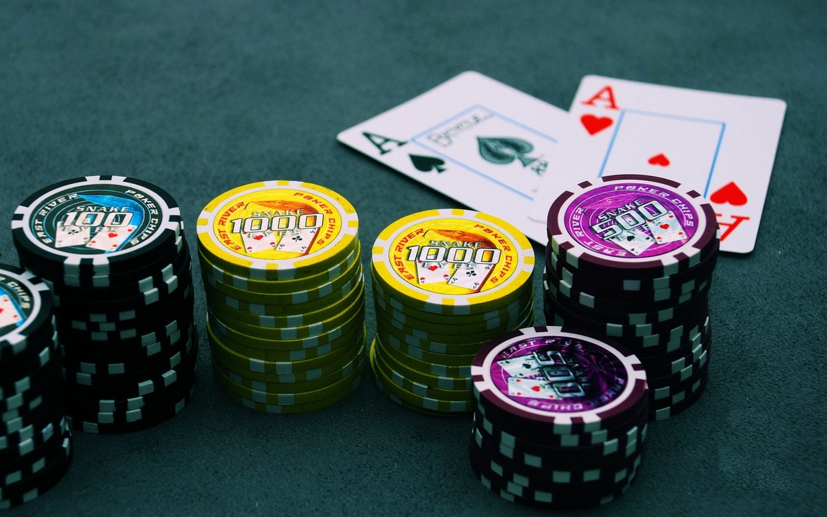 Video Poker کھلاڑیوں کے لیے لائیو کیسینو سیکشن